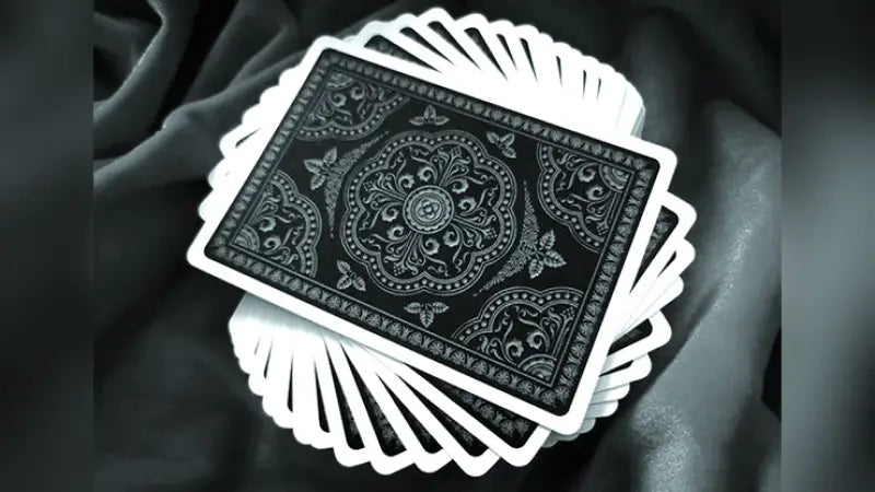 Admira Royal Standard Edition Playing Cards tuck case