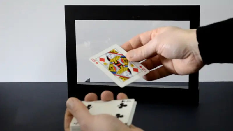 Ultimate Card Frame with Remote Control by Sorcier Magic - Trick